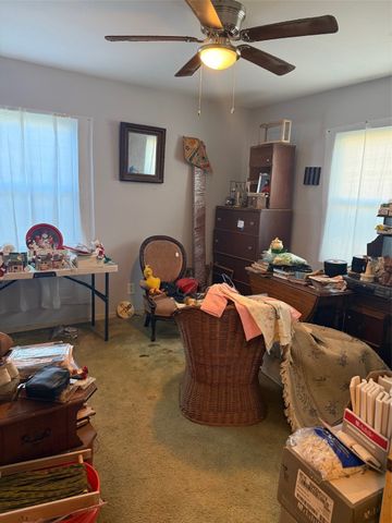 3230 S Llewellyn Avenue, Dallas, TX 75224