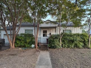 3230 S Llewellyn Avenue, Dallas, TX 75224