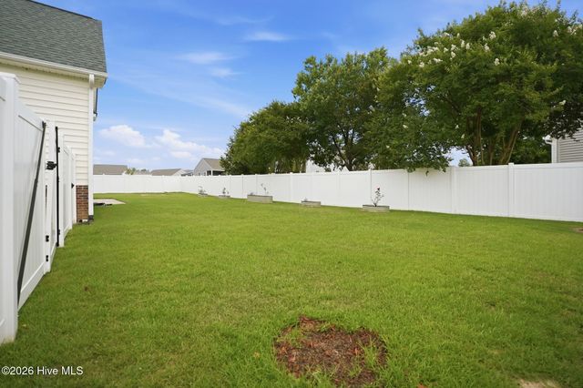 3702 Baybrooke Drive W, Wilson, NC 27893