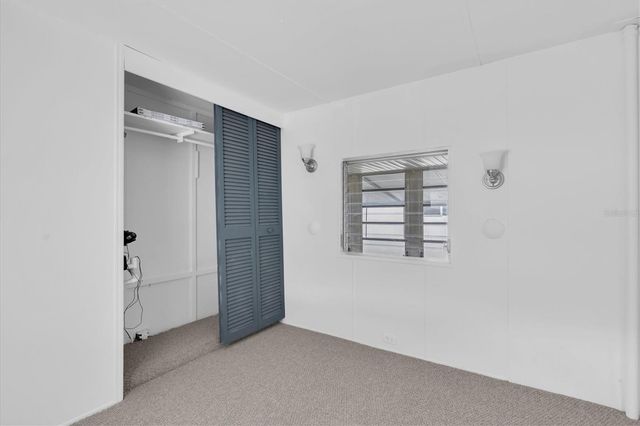 7801 34TH AVENUE N 6, St Petersburg, FL 33710