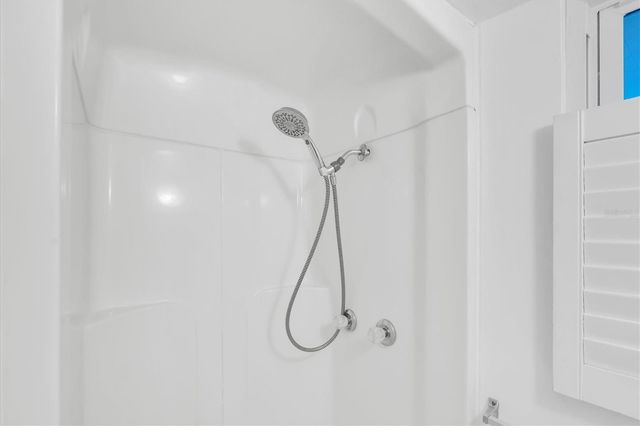 7801 34TH AVENUE N 6, St Petersburg, FL 33710