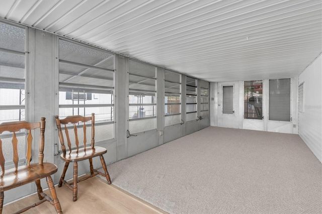 7801 34TH AVENUE N 6, St Petersburg, FL 33710