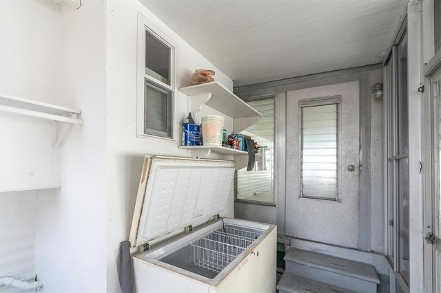 7801 34TH AVENUE N 6, St Petersburg, FL 33710