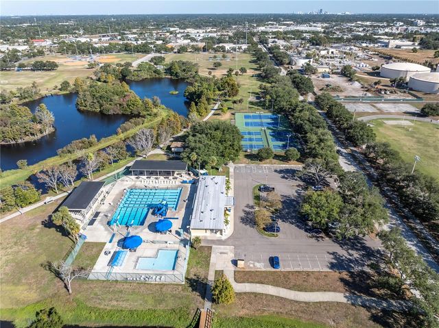 7801 34TH AVENUE N 6, St Petersburg, FL 33710