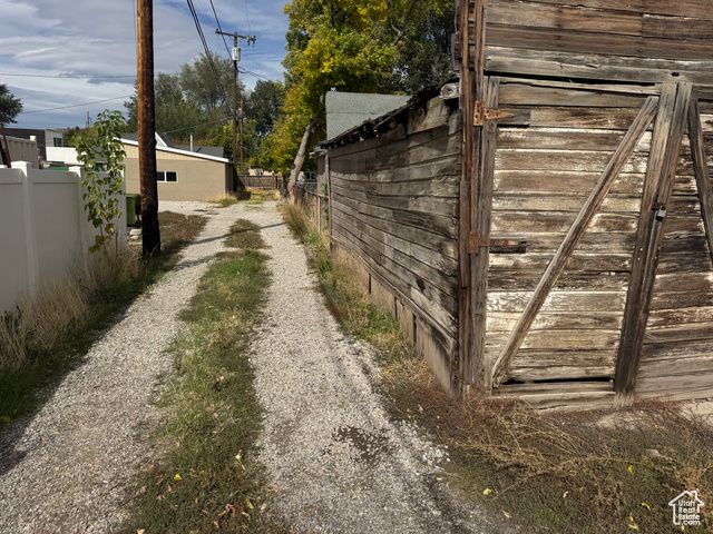 860 S LAKE ST, Salt Lake City, UT 84105