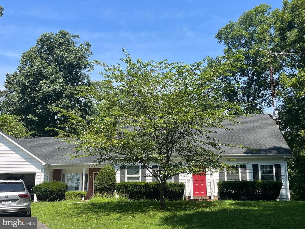 398 ALDRIN LN, Martinsburg, WV 25403