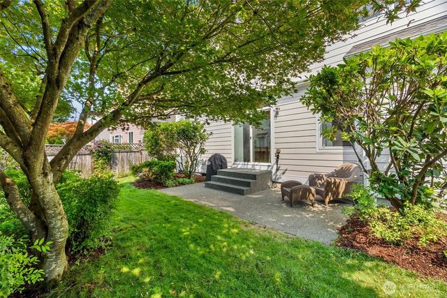 6951 Radius Loop SE, Olympia, WA 98513