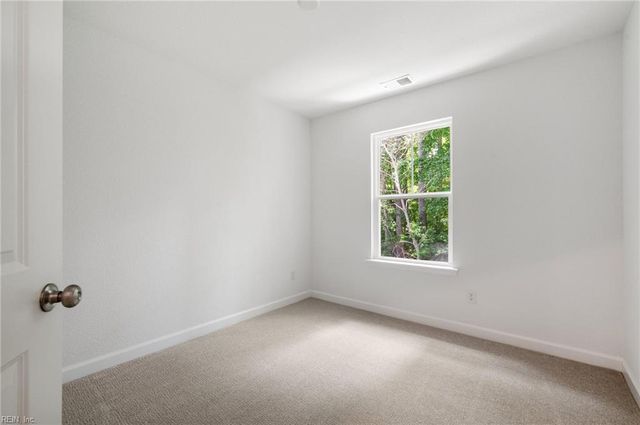 1003 Ventana St Unit 102, Suffolk, VA 23435