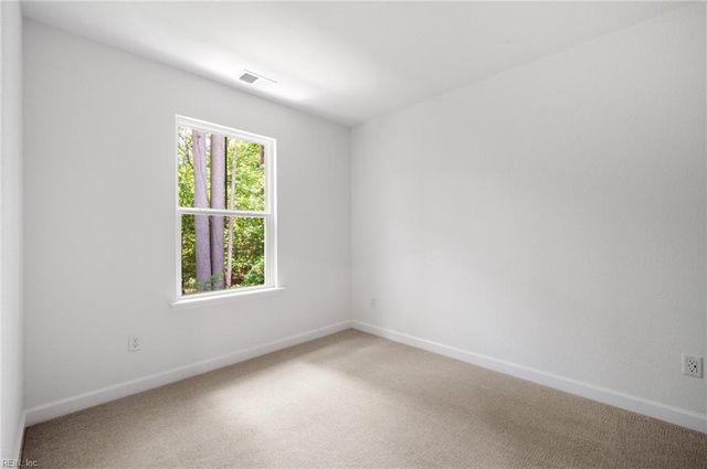 1003 Ventana St Unit 102, Suffolk, VA 23435