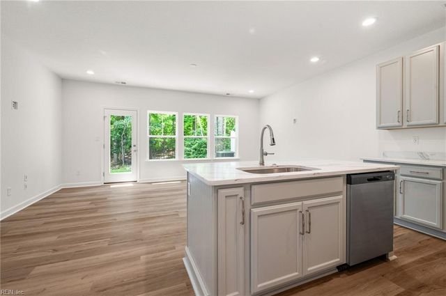 1003 Ventana St Unit 102, Suffolk, VA 23435