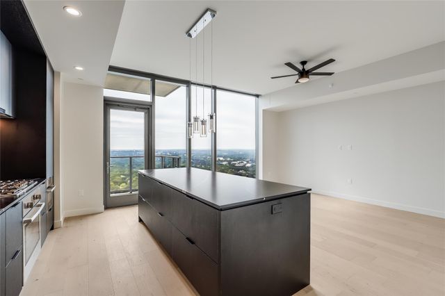 44 East Ave 3111, Austin, TX 78701