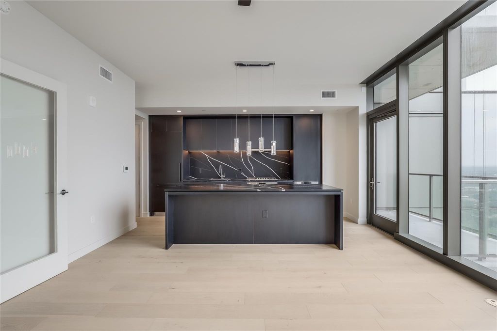 44 East Ave 3111, Austin, TX 78701