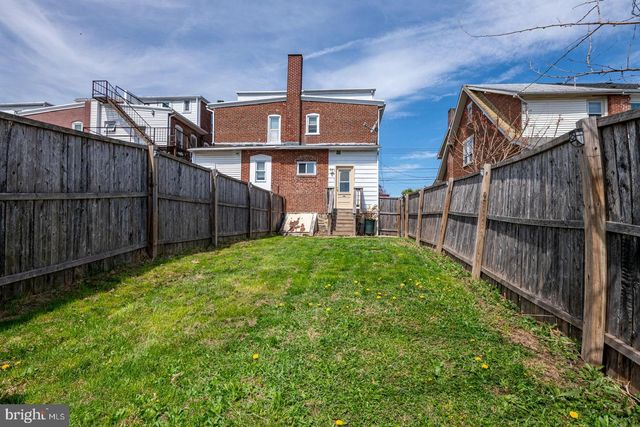 132 S FRANKLIN ST, Boyertown, PA 19512