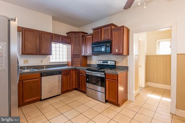 132 S FRANKLIN ST, Boyertown, PA 19512