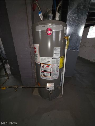 1639 Delmont Avenue, East Cleveland, OH 44112