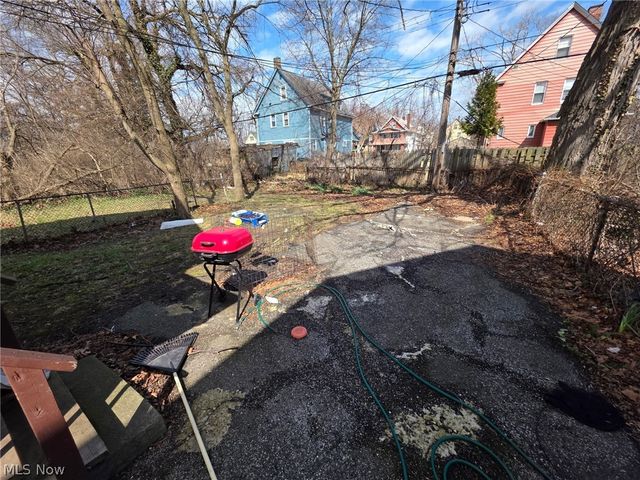 1639 Delmont Avenue, East Cleveland, OH 44112