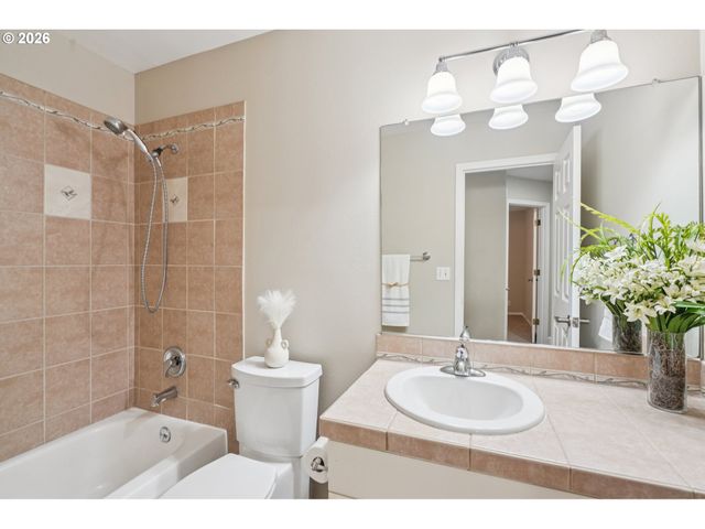 2135 S 29TH Ct, Ridgefield, WA 98642