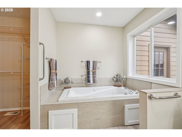 2135 S 29TH Ct, Ridgefield, WA 98642