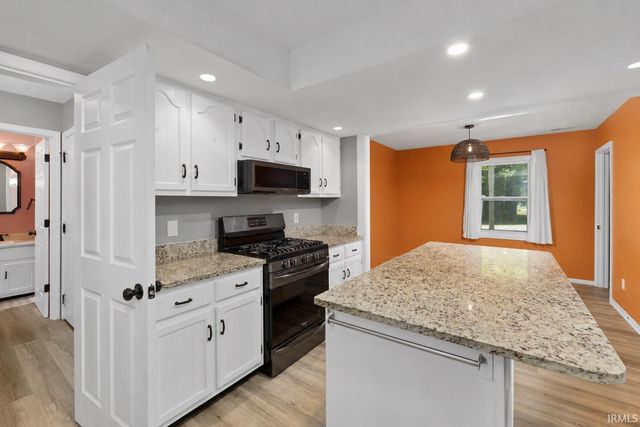 4536 Winding Way Drive, Fort Wayne, IN 46835