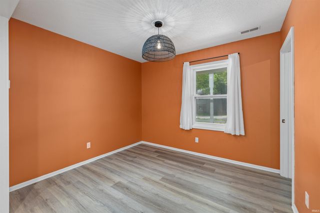 4536 Winding Way Drive, Fort Wayne, IN 46835