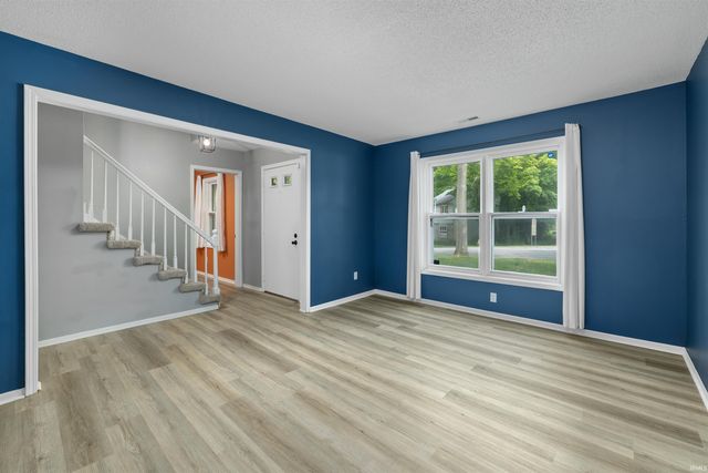 4536 Winding Way Drive, Fort Wayne, IN 46835