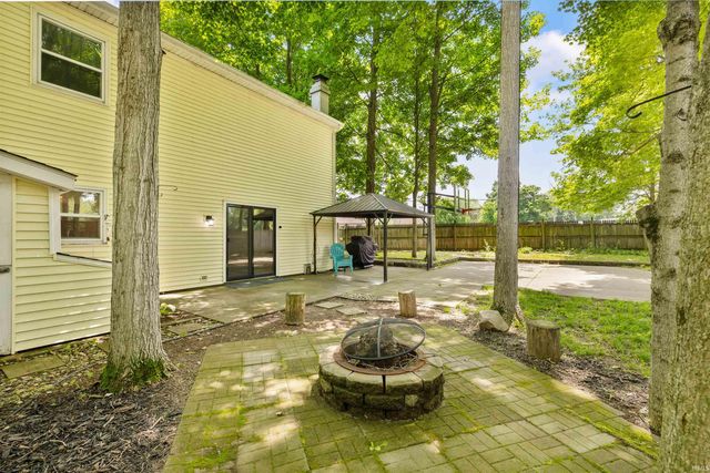 4536 Winding Way Drive, Fort Wayne, IN 46835