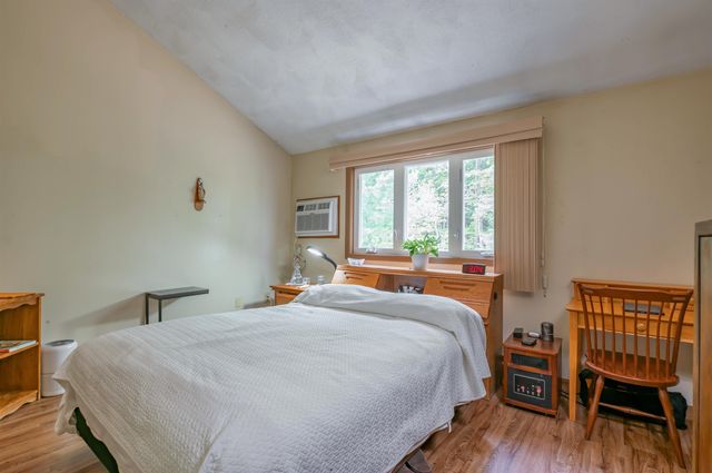 17 Profile Circle, Nashua, NH 03063