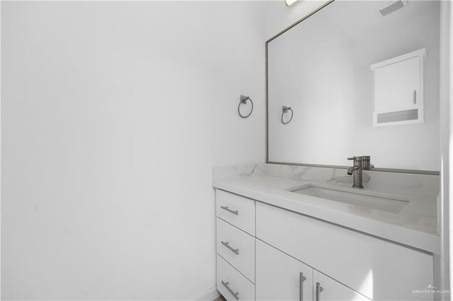 2807 E Q Avenue, Hidalgo, TX 78557