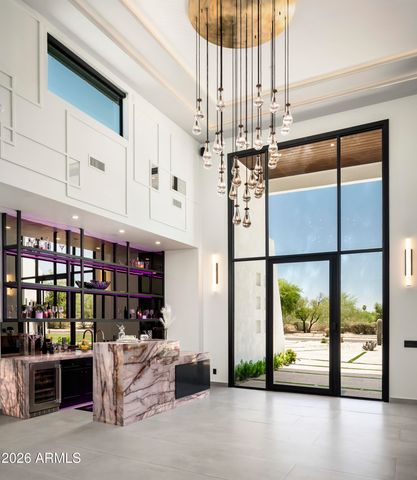 8402 E CACTUS WREN Road, Scottsdale, AZ 85250