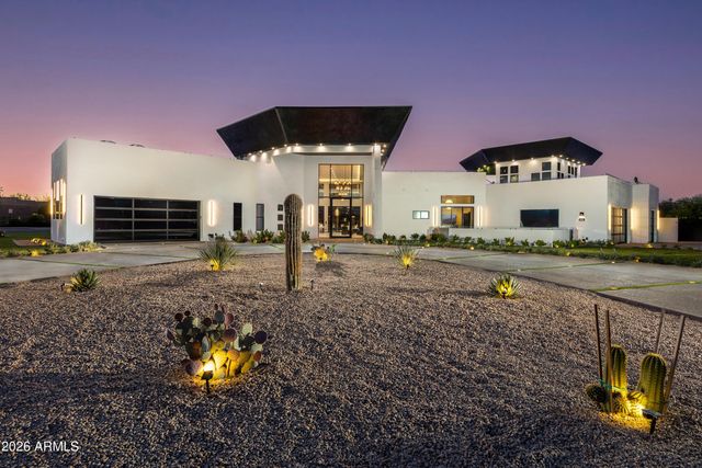 8402 E CACTUS WREN Road, Scottsdale, AZ 85250