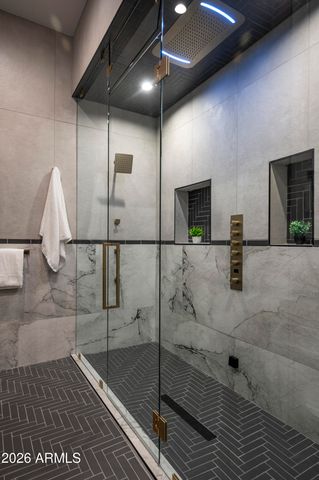 8402 E CACTUS WREN Road, Scottsdale, AZ 85250
