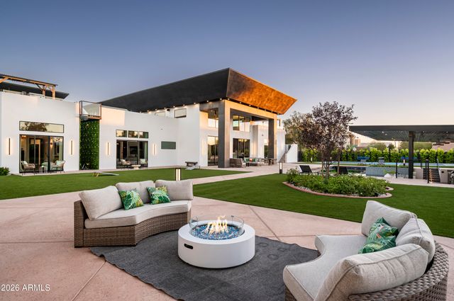 8402 E CACTUS WREN Road, Scottsdale, AZ 85250