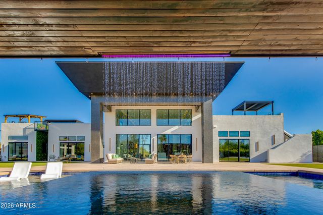 8402 E CACTUS WREN Road, Scottsdale, AZ 85250