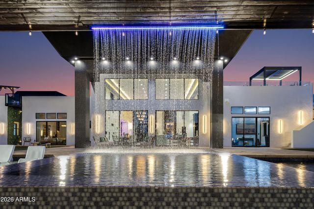 8402 E CACTUS WREN Road, Scottsdale, AZ 85250