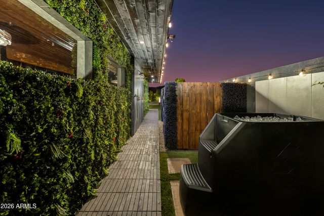 8402 E CACTUS WREN Road, Scottsdale, AZ 85250