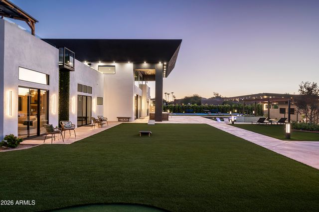 8402 E CACTUS WREN Road, Scottsdale, AZ 85250