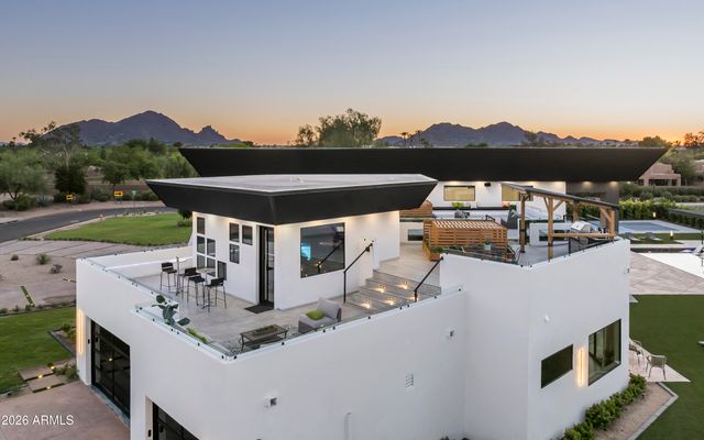 8402 E CACTUS WREN Road, Scottsdale, AZ 85250