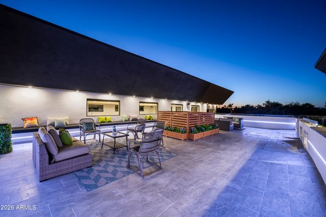 8402 E CACTUS WREN Road, Scottsdale, AZ 85250