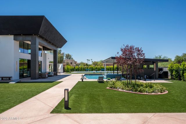 8402 E CACTUS WREN Road, Scottsdale, AZ 85250