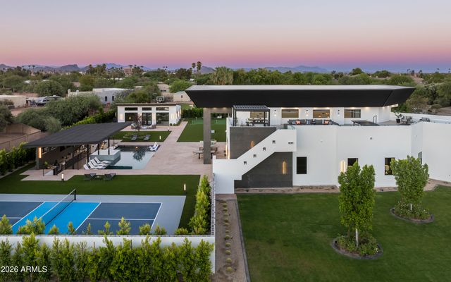 8402 E CACTUS WREN Road, Scottsdale, AZ 85250