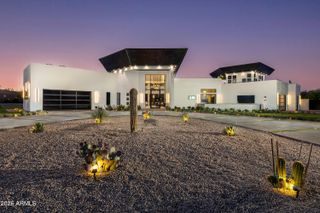 8402 E CACTUS WREN Road, Scottsdale, AZ 85250