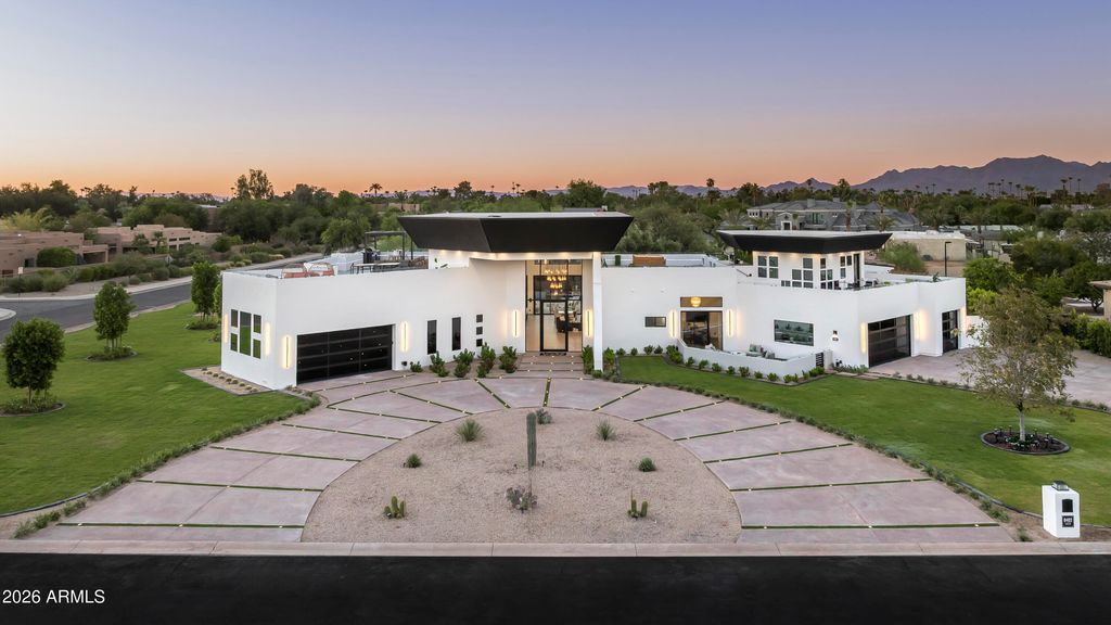 8402 E CACTUS WREN Road, Scottsdale, AZ 85250