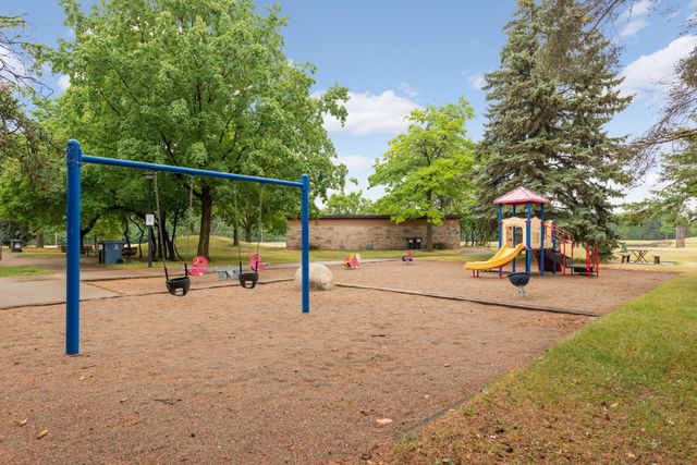 4546 Newton Avenue N, Minneapolis, MN 55412