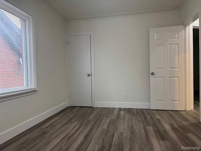 17164 NORTHLAWN Street UPPER, Detroit, MI 48221