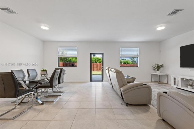 11903 SW 241st St 11903, Homestead, FL 33032