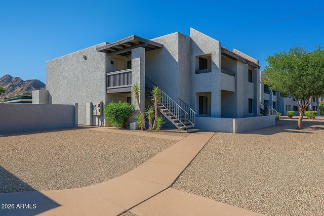 2247 E CACTUS Road 2, Phoenix, AZ 85022