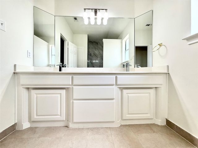 2201 Greendale Court, Bedford, TX 76022