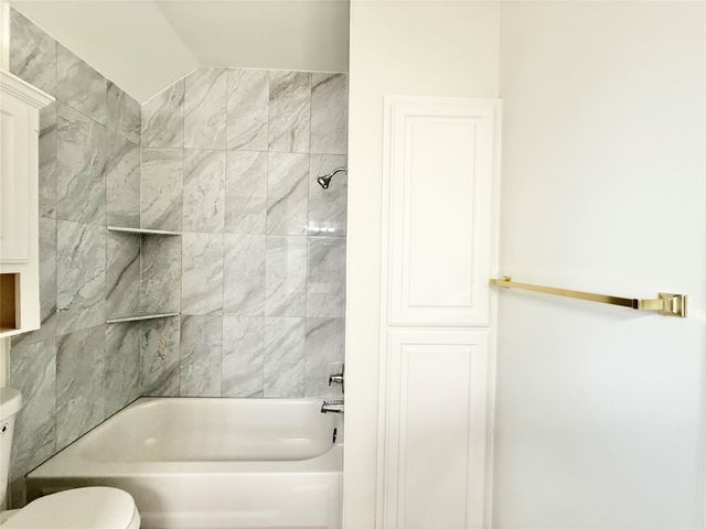 2201 Greendale Court, Bedford, TX 76022