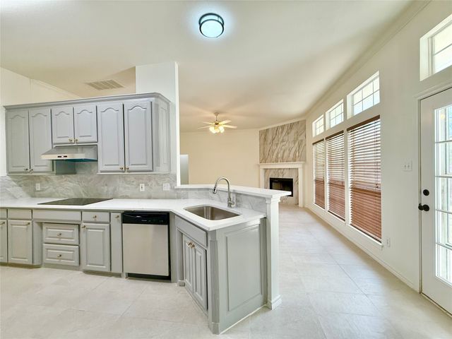 2201 Greendale Court, Bedford, TX 76022