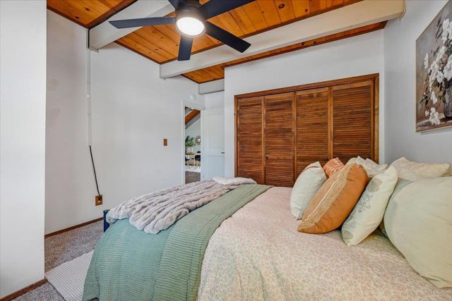 18263 Lake Forest Dr, Penn Valley, CA 95946